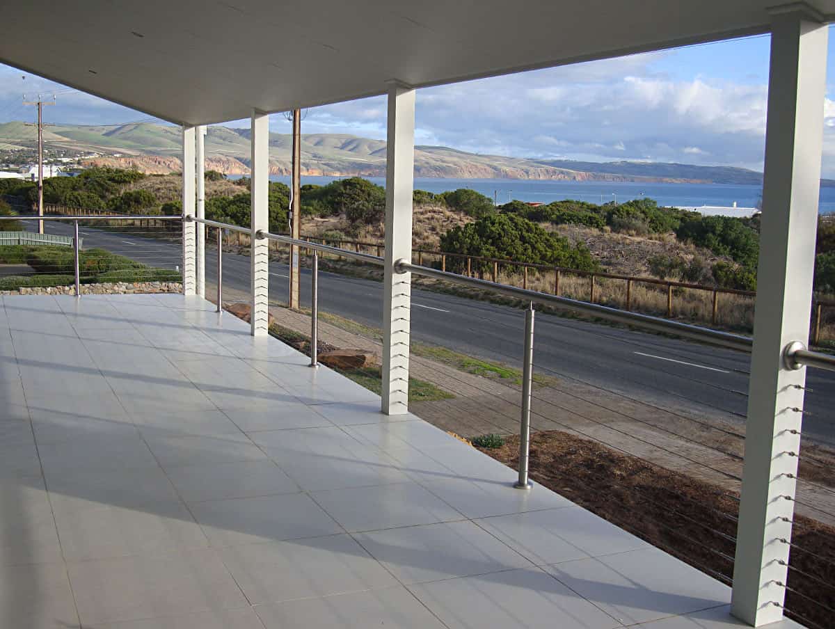 stainless-steel-balustrade-holiday-home-balcony-view